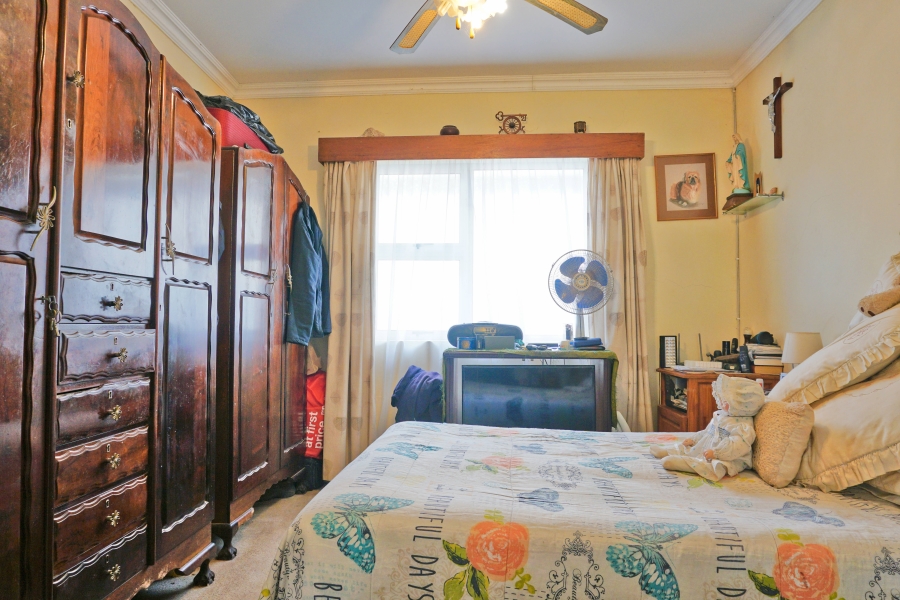 6 Bedroom Property for Sale in Kidds Beach Eastern Cape